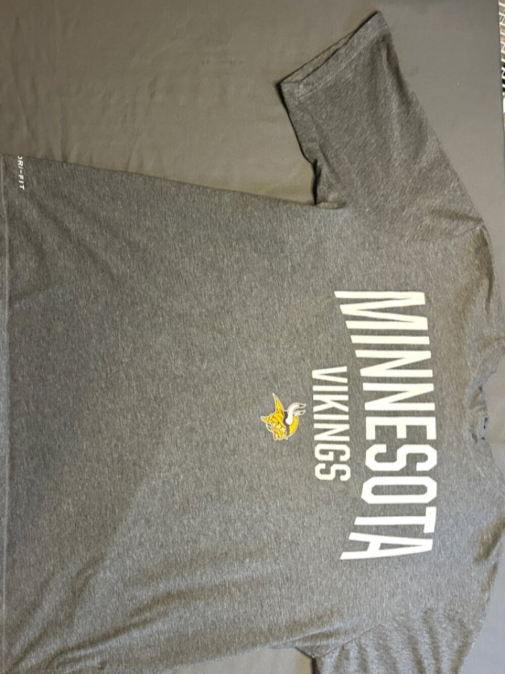 Nike NFL Minnesota Vikings Short Sleeve Hoodie Shirt Dri-FIT Mens Medium Gray